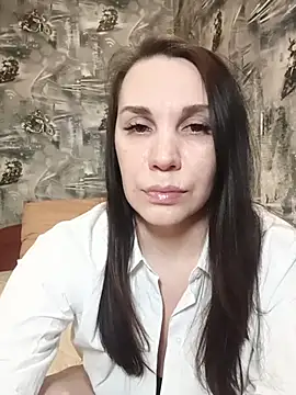 Snapshot of AlisaLowq chatting on 03/03/26, 05:42 AlisaLowq online show from 03/03/26, 05:42