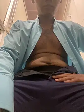 Dazzling dude online show from 03/07/26, 07:30