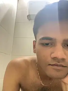 Snapshot of Dazzling_dude chatting on 02/23/26, 06:19 Dazzling dude online show from 02/23/26, 06:19