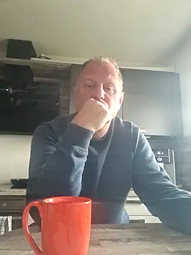 Snapshot of Demik71 chatting on 03/26/26, 10:02 Demik71 online show from 03/26/26, 10:02