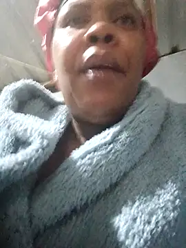 Snapshot of lovemore29 chatting on 02/16/26, 05:55 lovemore29 online show from 02/16/26, 05:55