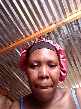 Snapshot of lovemore29 chatting on 02/11/26, 10:48 lovemore29 online show from 02/11/26, 10:48