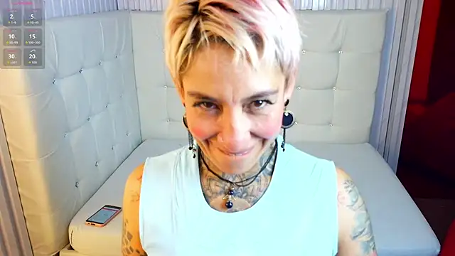 Everlyn sexx online show from 03/24/26, 01:33