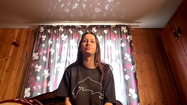 VickieKush online show from 02/11/26, 06:02