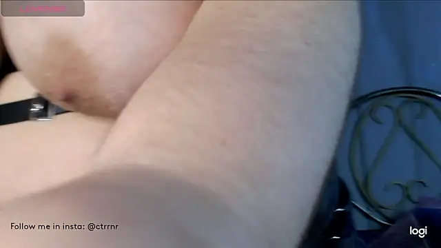 Snapshot of Camilleturn18 chatting on 03/03/26, 06:42 Camilleturn18 online show from 03/03/26, 06:42