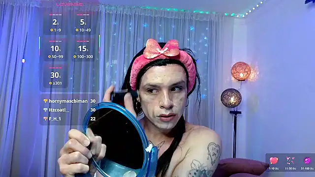 Snapshot of DanniHotBoy02 chatting on 04/30/26, 07:10 DanniHotBoy02 online show from 04/30/26, 07:10