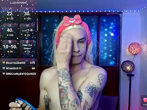 DanniHotBoy02 online show from 03/13/26, 11:21