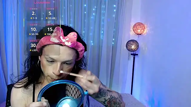 DanniHotBoy02 online show from 04/18/26, 03:53