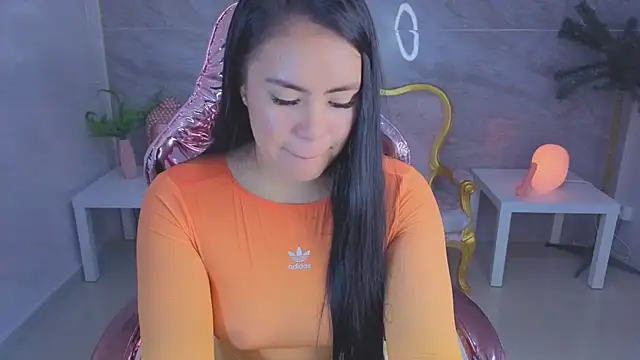 Snapshot of chatting on 02/23/26, 02:06 online show from 02/23/26, 02:06