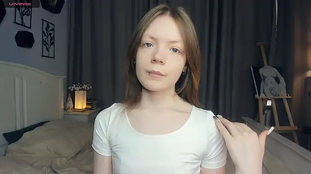 LavenderMitten online show from 05/09/26, 05:44
