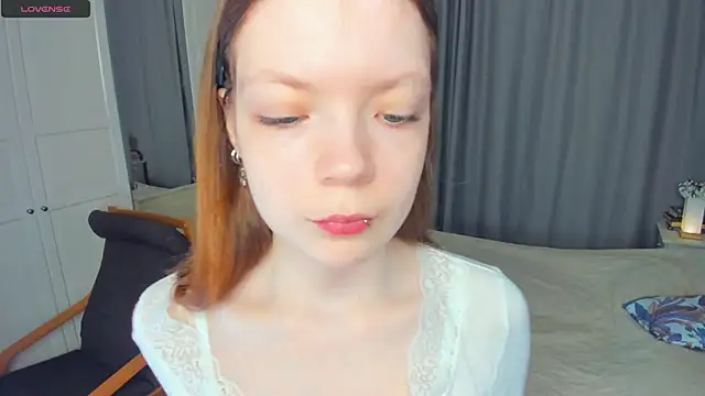 LavenderMitten online show from 06/01/26, 05:40
