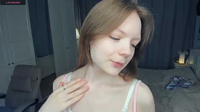 LavenderMitten online show from 05/30/26, 05:36