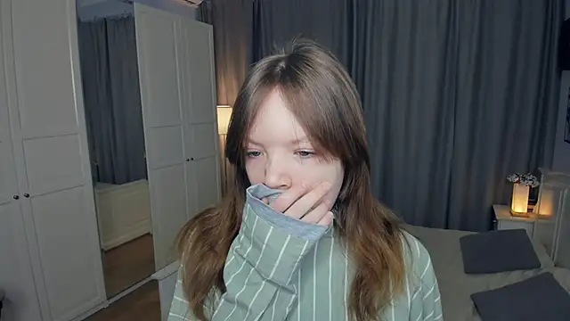 Snapshot of LavenderMitten chatting on 02/23/26, 05:09 LavenderMitten online show from 02/23/26, 05:09