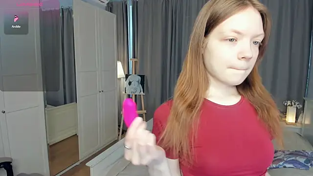 LavenderMitten online show from 05/24/26, 05:51