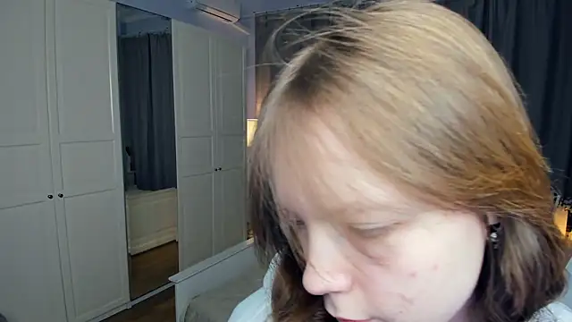 LavenderMitten online show from 03/05/26, 05:26
