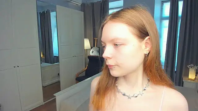 LavenderMitten online show from 06/30/26, 05:40