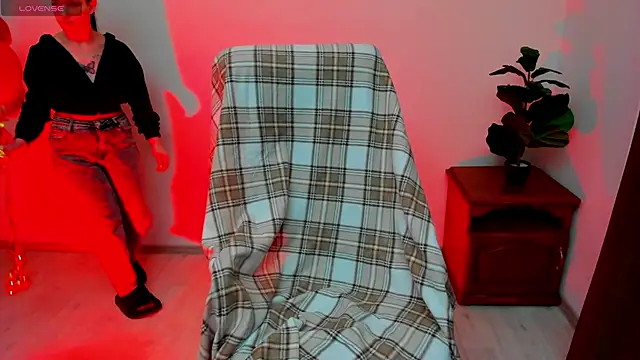 milanasky5 online show from 02/20/26, 01:57