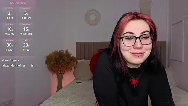 Snapshot of Kittycat_meooow chatting on 02/17/26, 10:40 Kittycat meooow online show from 02/17/26, 10:40