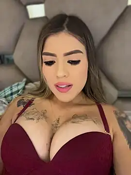 GabrielaS  online show from 04/07/26, 08:10