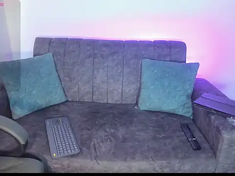 Snapshot of velmoon chatting on 02/25/26, 06:08 velmoon online show from 02/25/26, 06:08