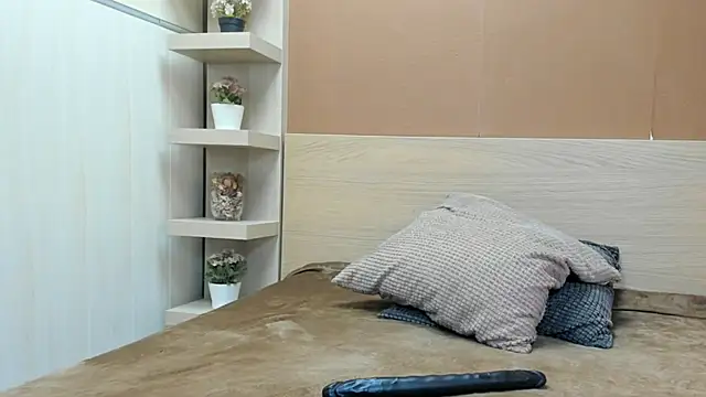 PinkyTwerkyX online show from 05/27/26, 08:22