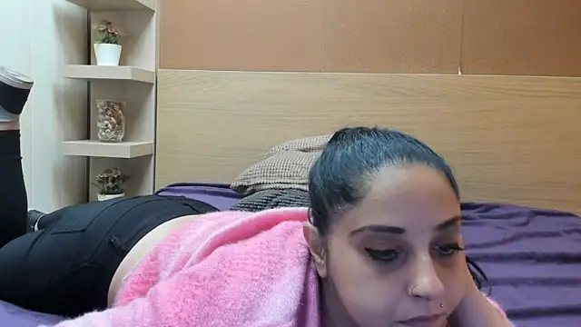 PinkyTwerkyX online show from 10/21/25, 08:58