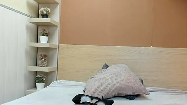 PinkyTwerkyX online show from 03/01/26, 03:12