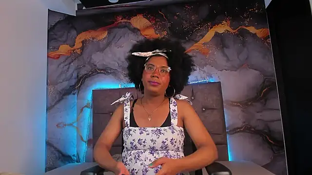 Snapshot of CataleyaMoon_ chatting on 02/10/26, 08:08 CataleyaMoon online show from 02/10/26, 08:08