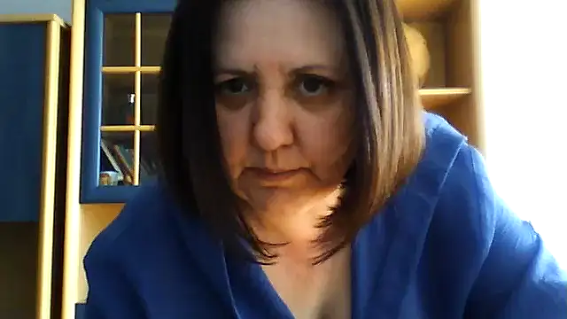 LockyCharm111 online show from 03/04/26, 10:01