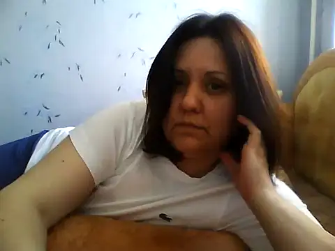 LockyCharm111 online show from 05/04/26, 03:15