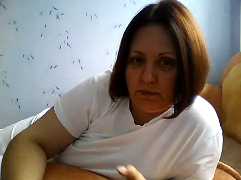 LockyCharm111 online show from 07/22/26, 05:09