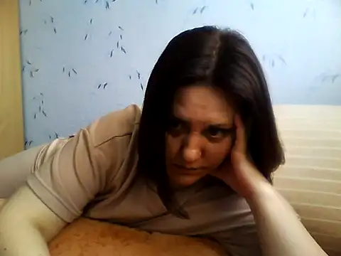 LockyCharm111 online show from 04/14/26, 08:52