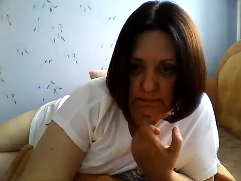 LockyCharm111 online show from 07/12/26, 04:46