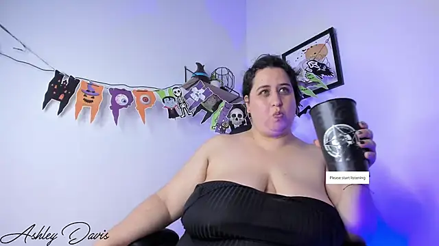 AsshleyDavis online show from 10/23/25, 12:09
