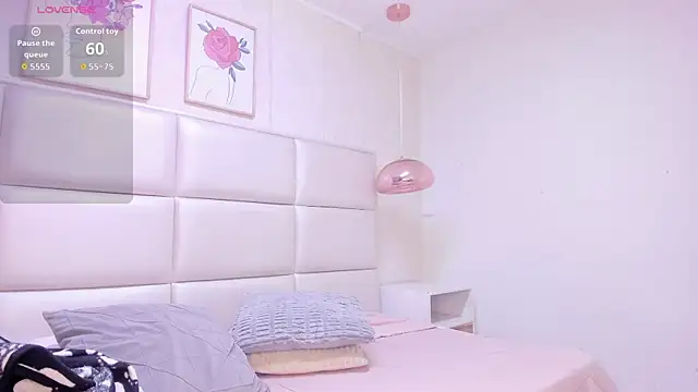 Xara u online show from 03/23/26, 07:25