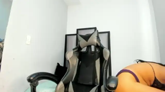 dulce 34 online show from 03/19/26, 08:09