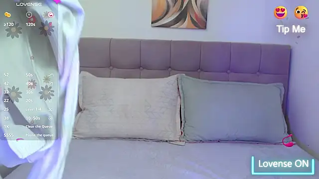 Snapshot of Evangeline_wish chatting on 02/14/26, 01:00 Evangeline wish online show from 02/14/26, 01:00