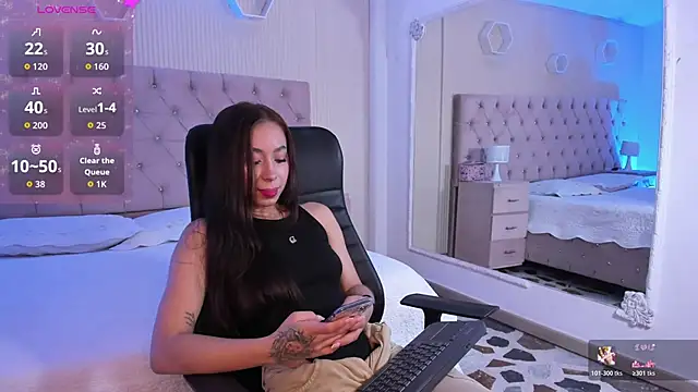 Snapshot of DulcePrince_ chatting on 02/25/26, 01:00 DulcePrince online show from 02/25/26, 01:00