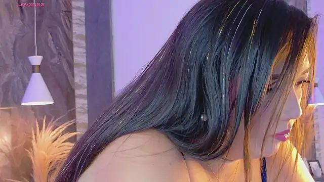 Hannah-Prada online show from 03/18/26, 11:35