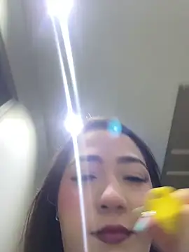 Snapshot of Hannah-Prada chatting on 06/17/26, 10:47 Hannah-Prada online show from 06/17/26, 10:47