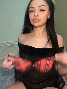 Layana Ro online show from 02/21/26, 05:15