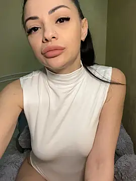 Layana Ro online show from 02/18/26, 05:53