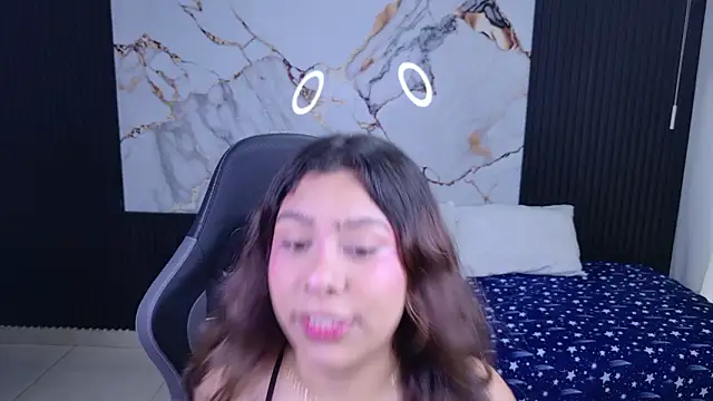 Snapshot of Sophie19__ chatting on 03/01/26, 12:16 Sophie19 online show from 03/01/26, 12:16