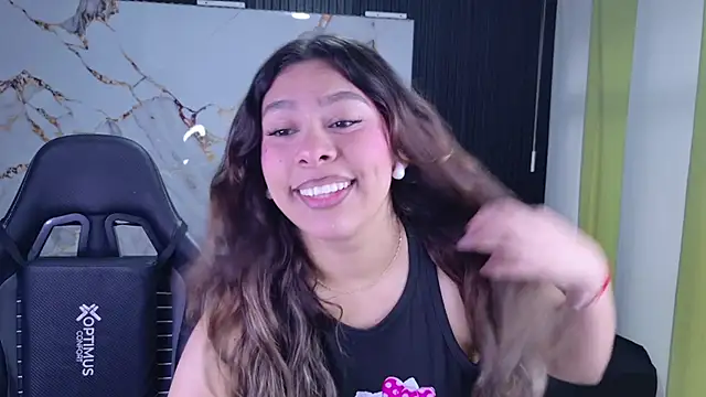 Sophie19   online show from 03/21/26, 11:36