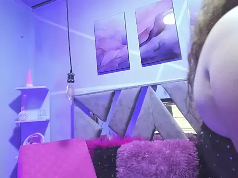 Snapshot of CurvaDorada_noa chatting on 02/16/26, 07:23 CurvaDorada noa online show from 02/16/26, 07:23