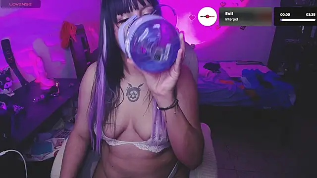 Purple-Pookiee online show from 04/04/26, 05:03