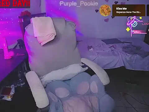 Purple-Pookiee online show from 07/16/26, 06:21
