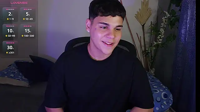 eithan jonnes online show from 04/13/26, 08:57