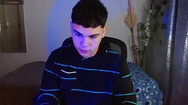 eithan jonnes online show from 03/20/26, 01:34