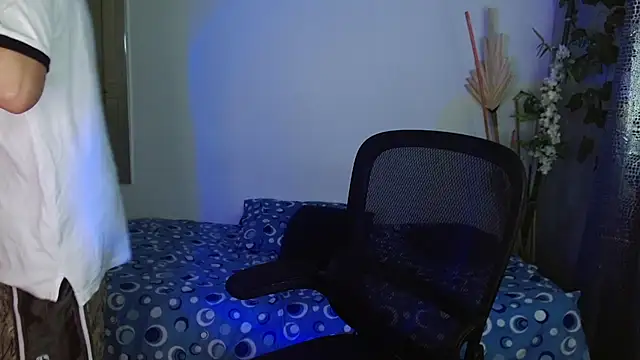 eithan jonnes online show from 03/17/26, 09:18